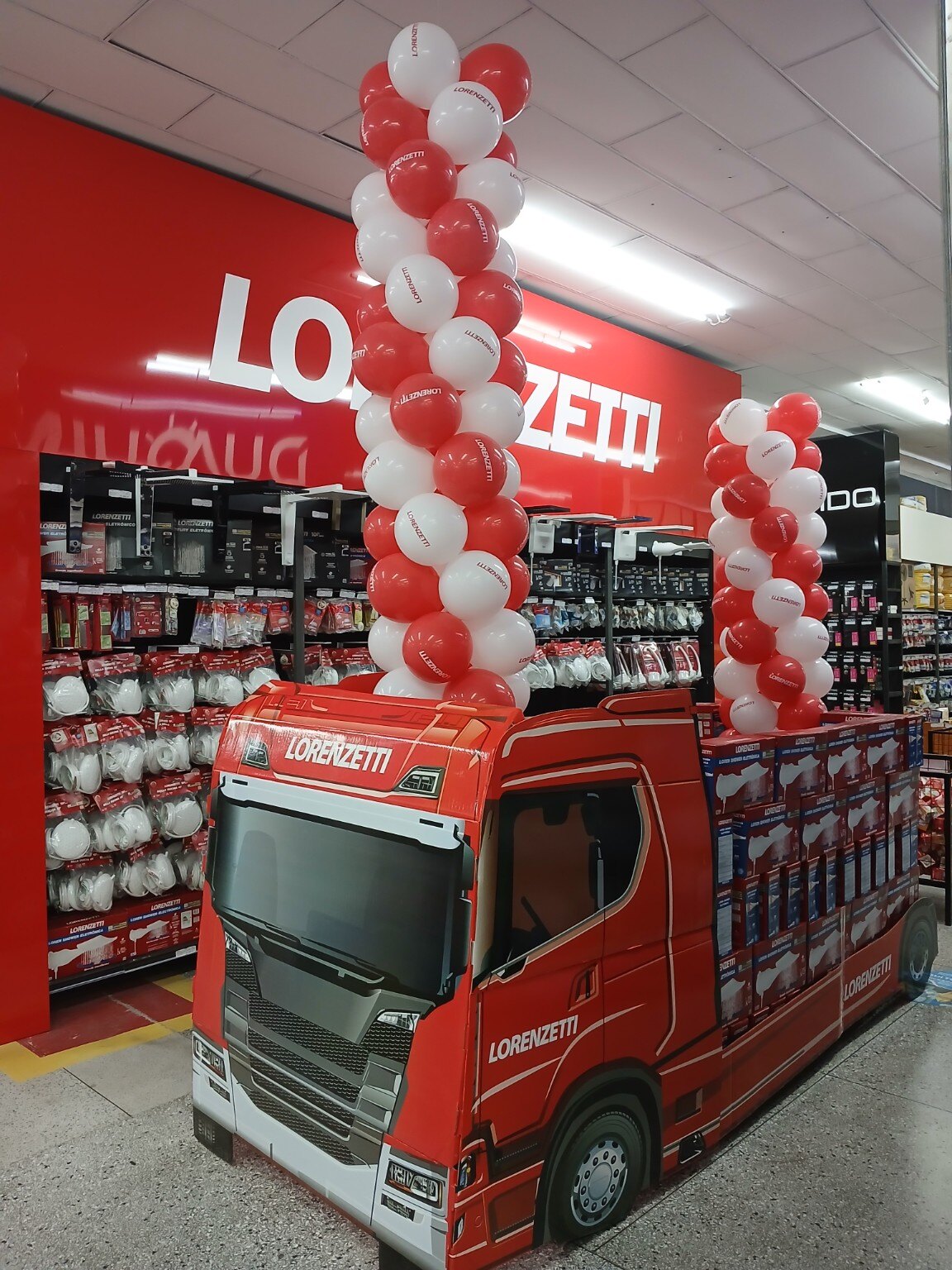 Ilha promocional sinalizada